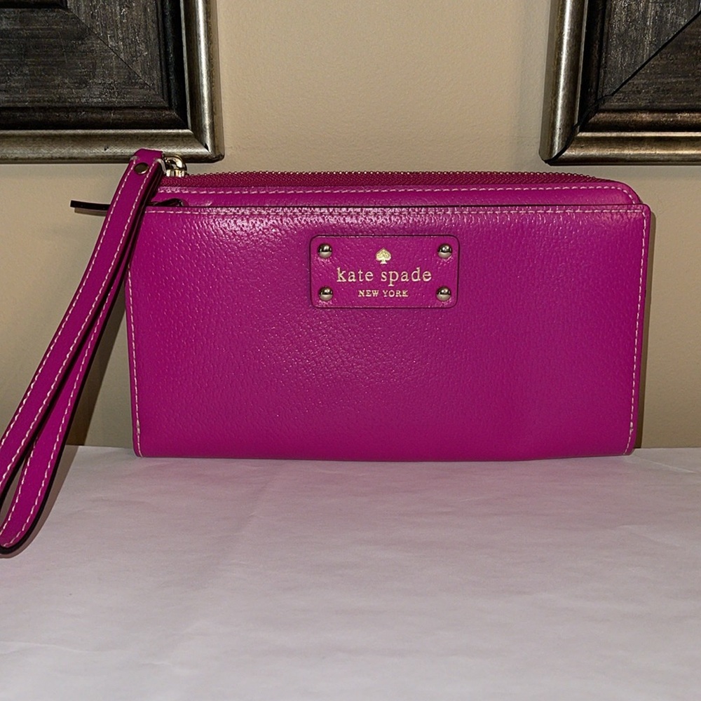 Kate Spade Wristlet/Clutch Wallet